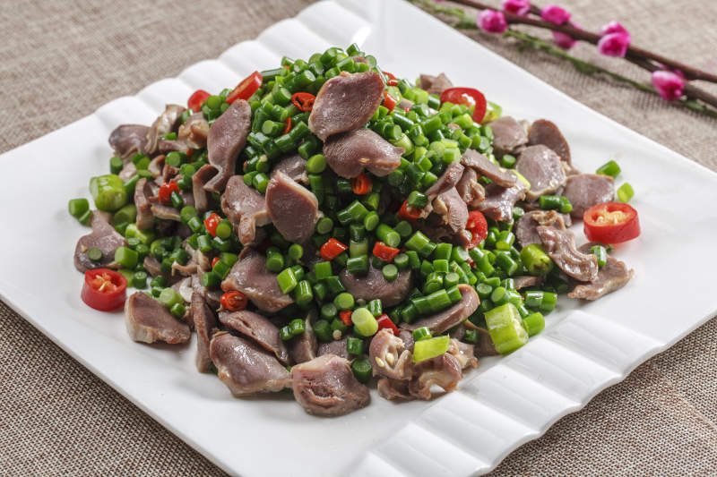 鲜蒜薹米椒爆鸭胗图片