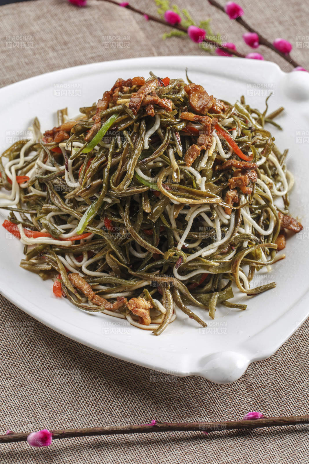 肉丝粉条炒豆角丝图片