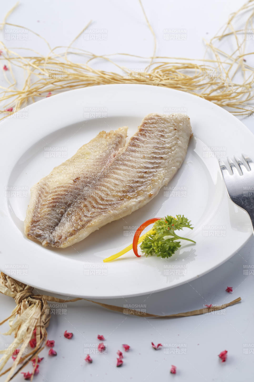 蒜香铁板龙利鱼鱼排图片