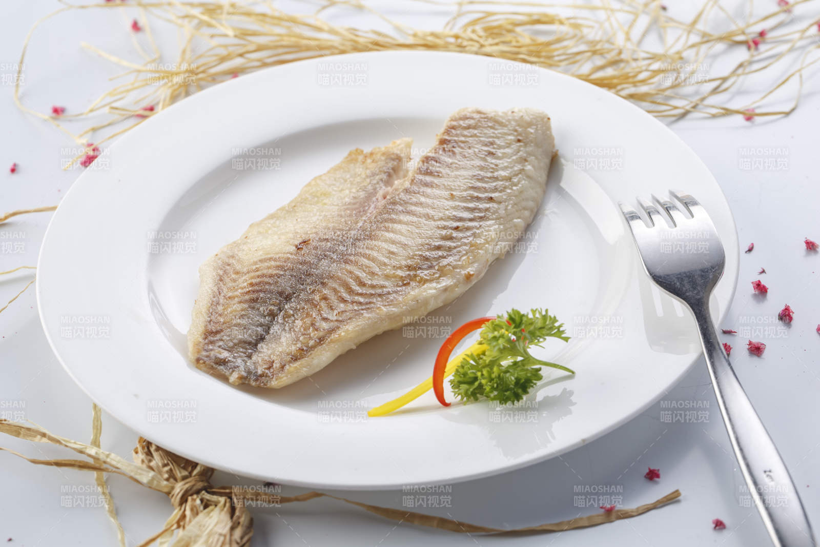 蒜香铁板龙利鱼鱼排图片