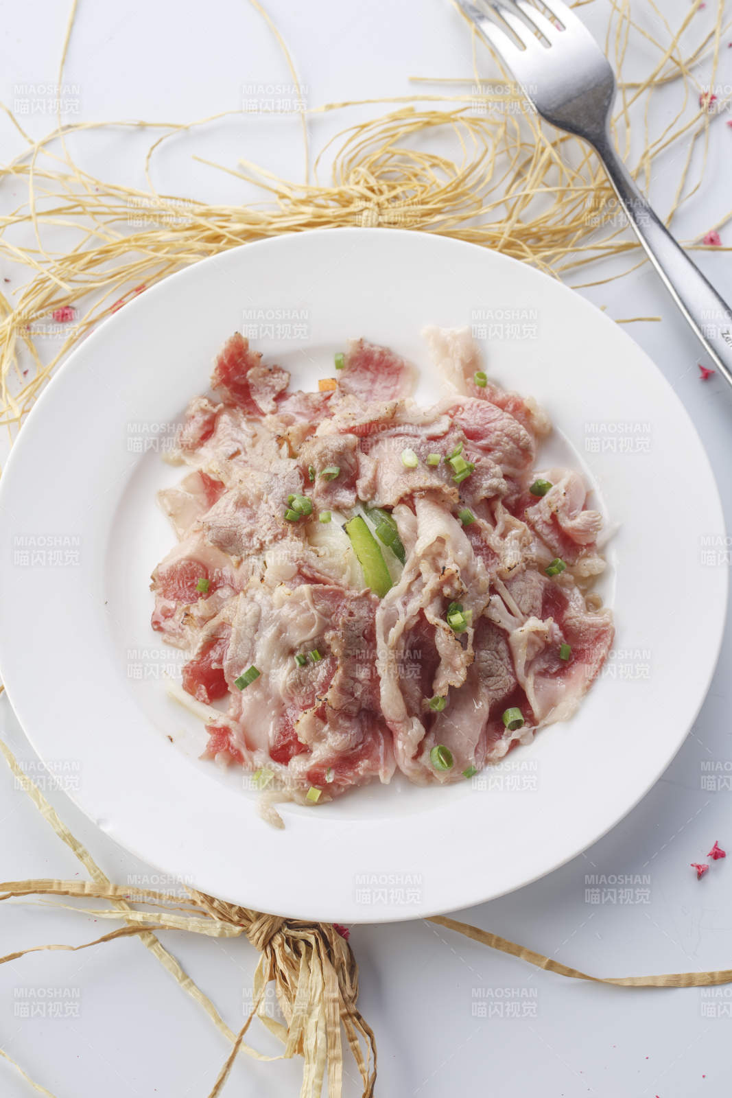 法式铁板三分熟雪花肥牛图片