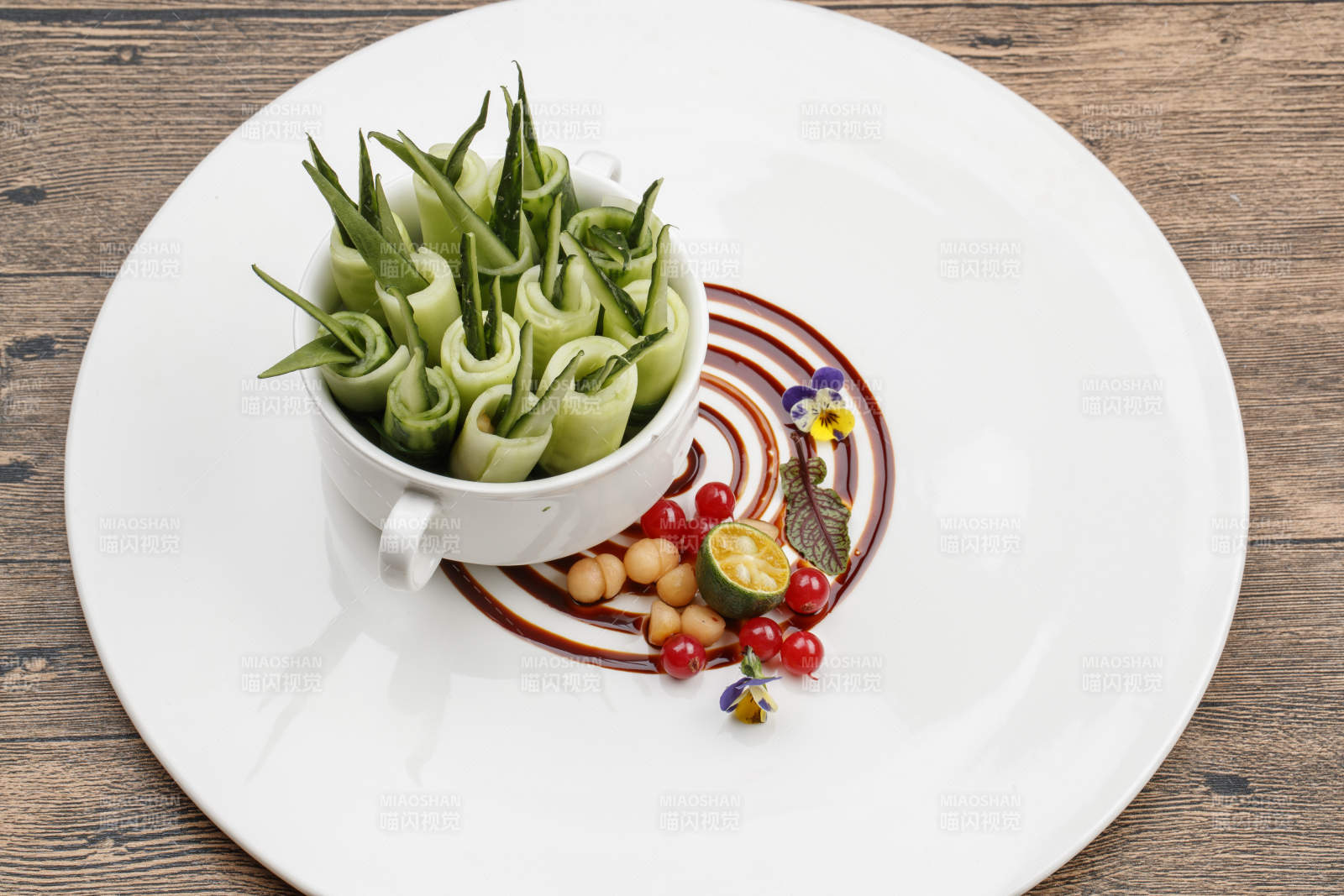 黄瓜卷乳瓜图片