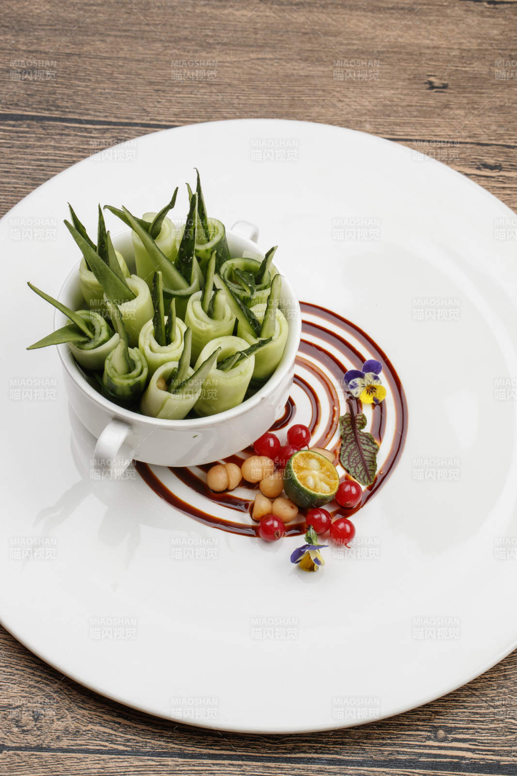 黄瓜卷乳瓜图片