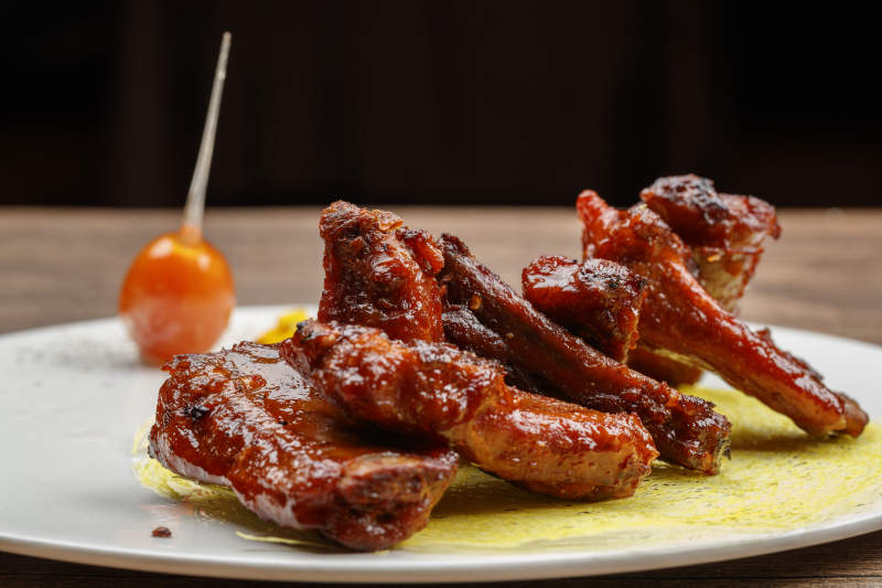 蜜汁烧腊排骨图片