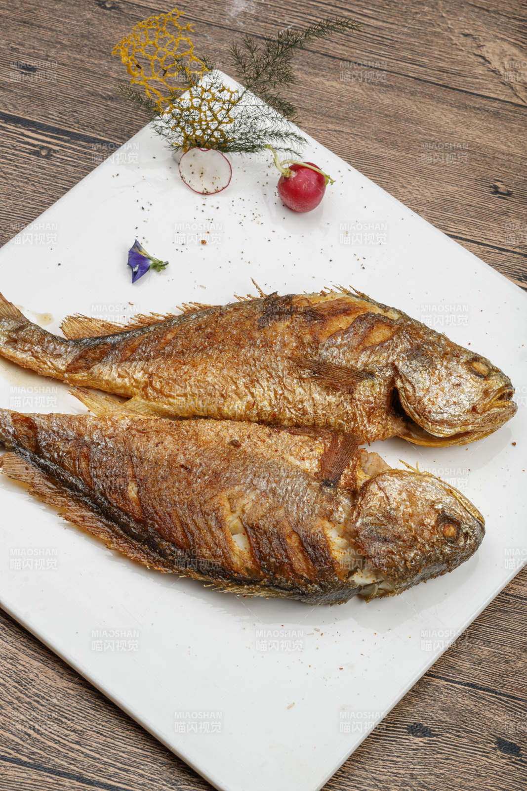 香酥小黄鱼图片