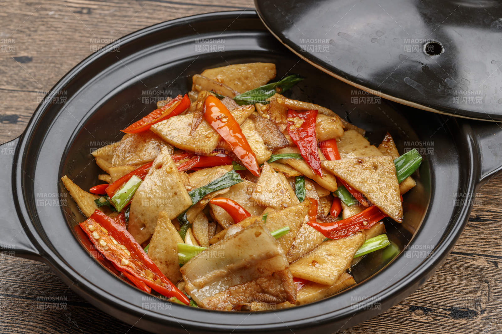 砂锅豆腐五花肉图片