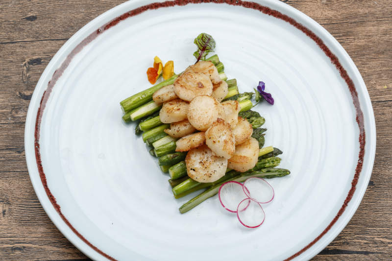 芦笋香煎带子贻贝瑶柱图片