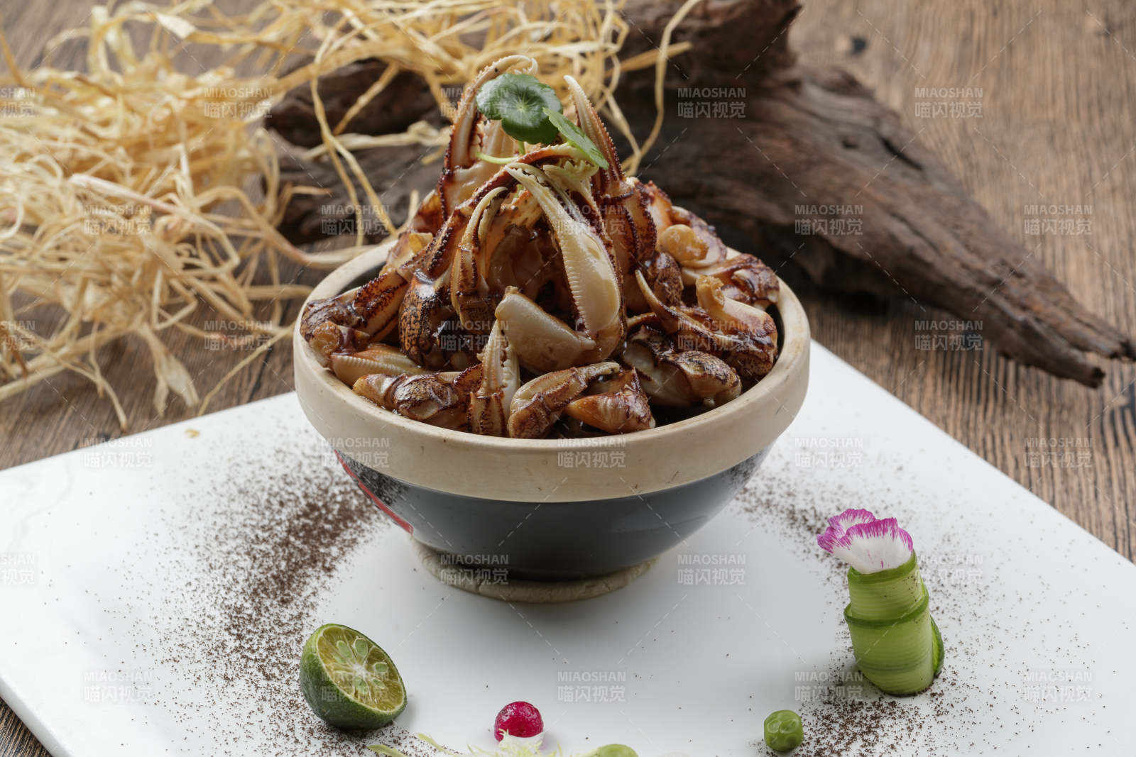 糟醉蟹钳生淹蟹钳图片