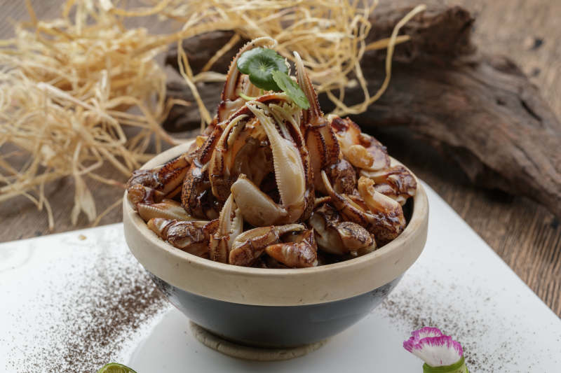 糟醉蟹钳生淹蟹钳图片