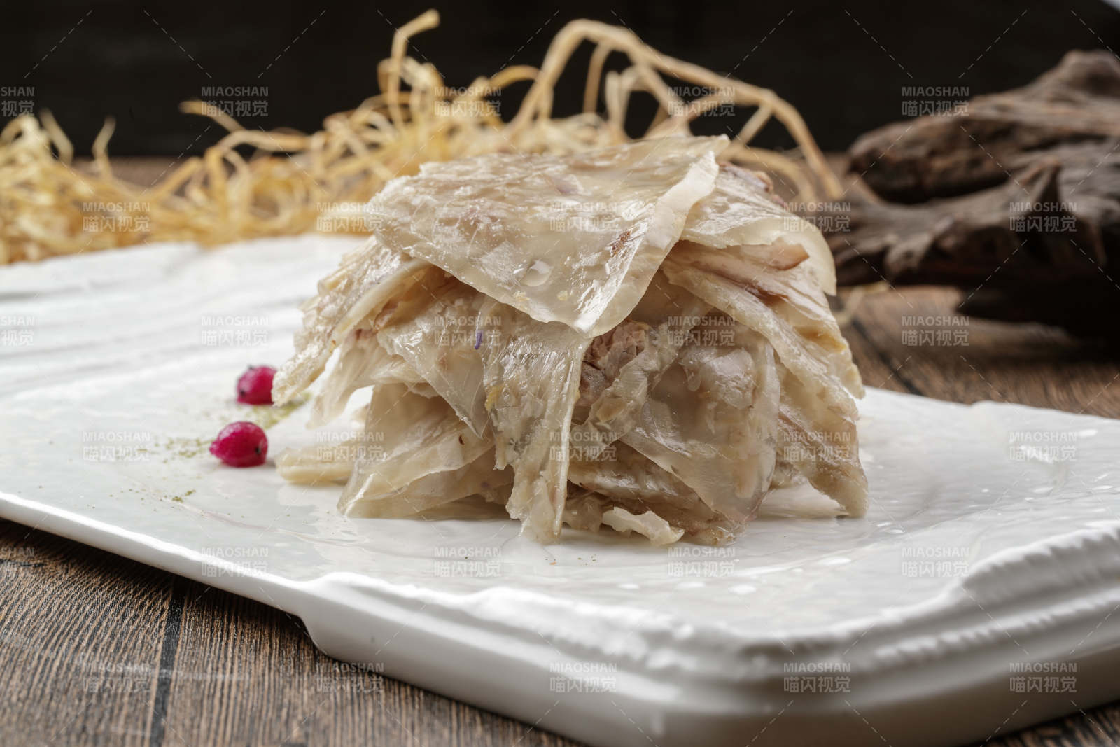 米椒黄花炒腊肉图片