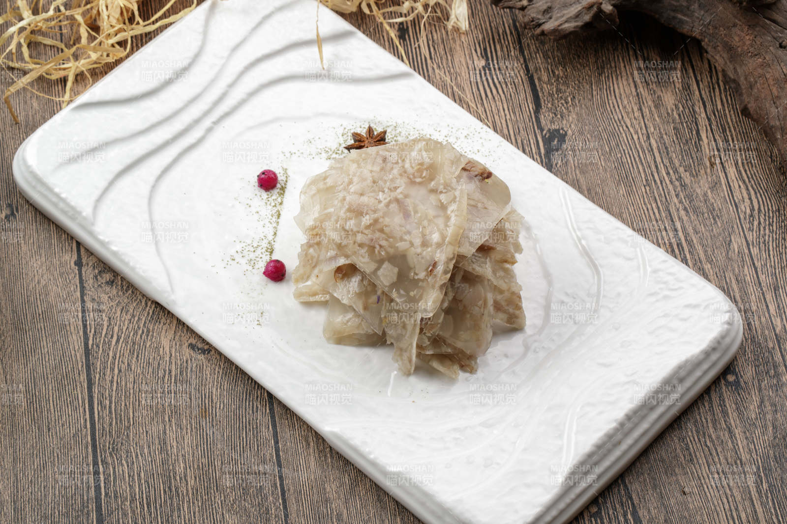 米椒黄花炒腊肉图片