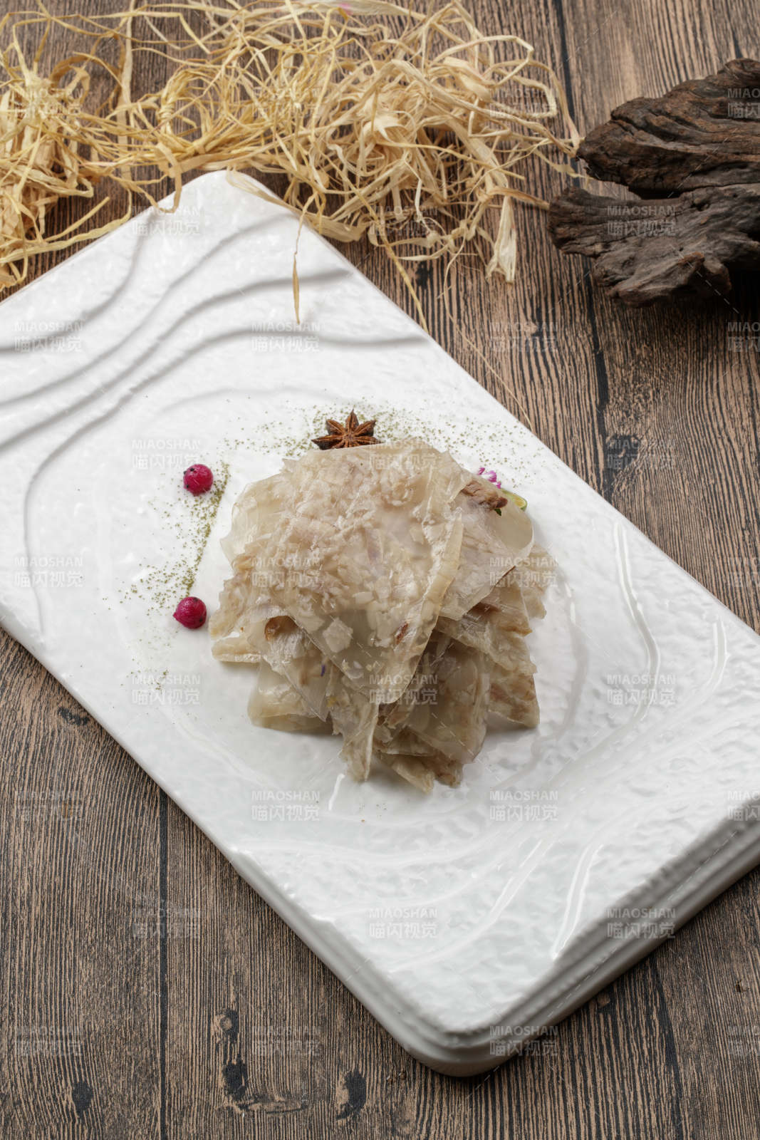 米椒黄花炒腊肉图片