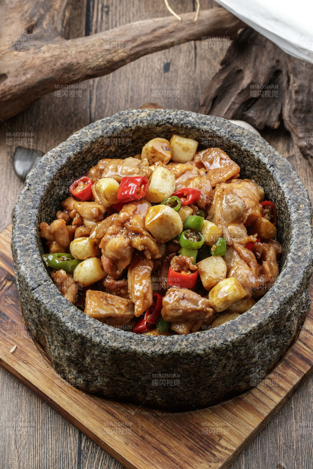 铁板剁椒蒜蓉大明虾图片