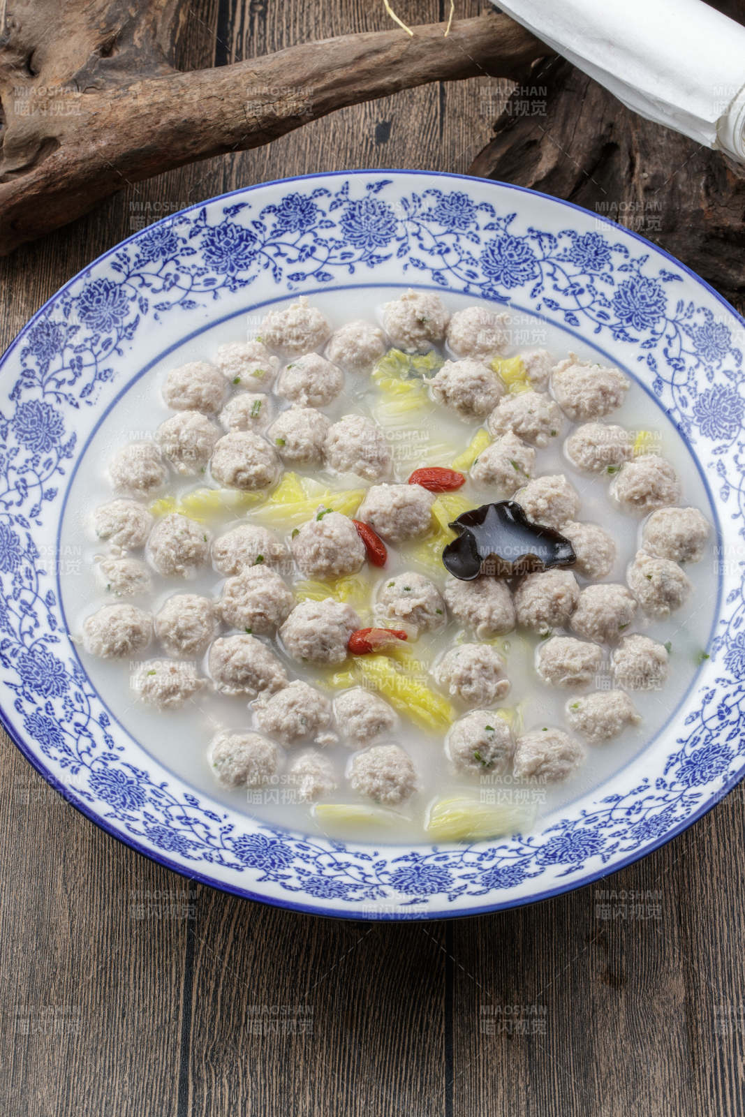 砂锅牛肉粒焗长山药图片