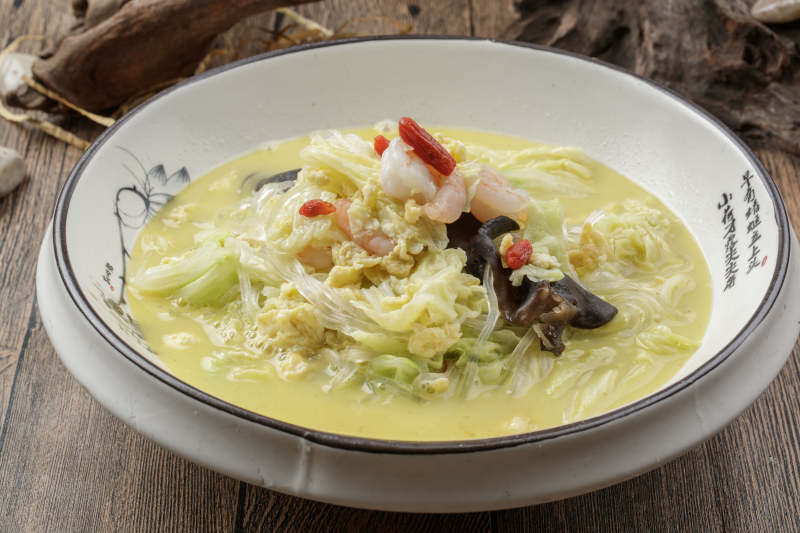 家常炖鱼头图片