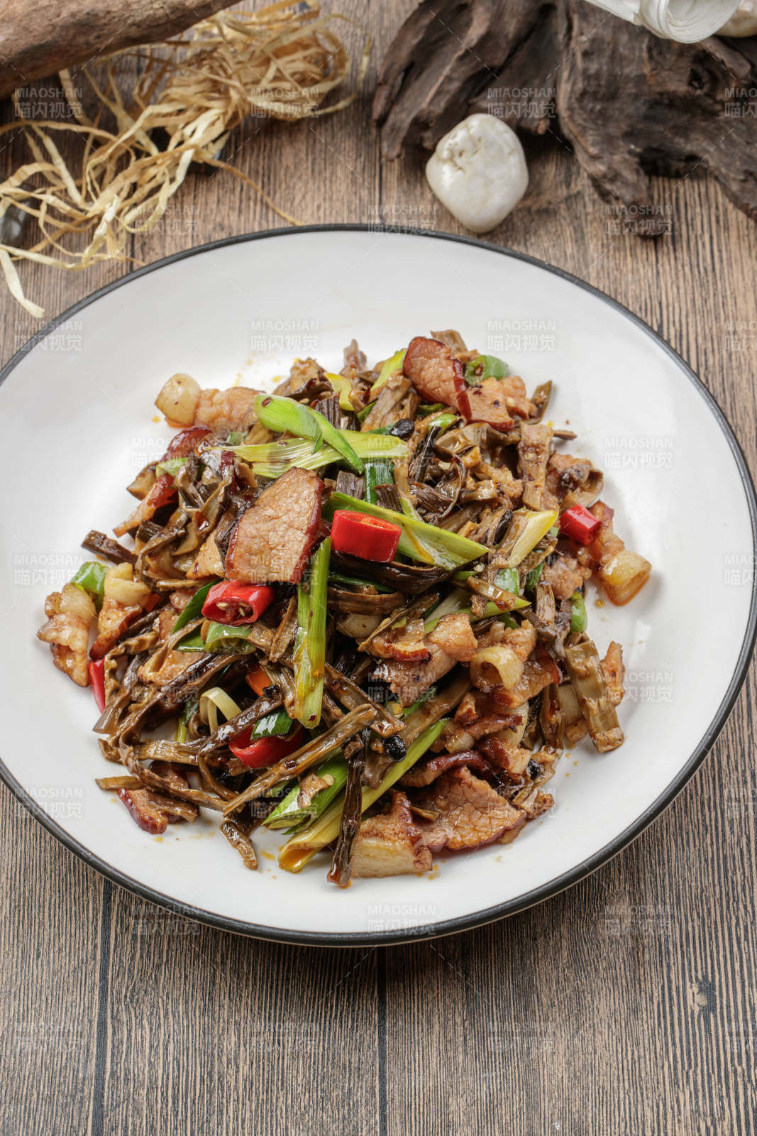 蘸酱野菜丸子图片