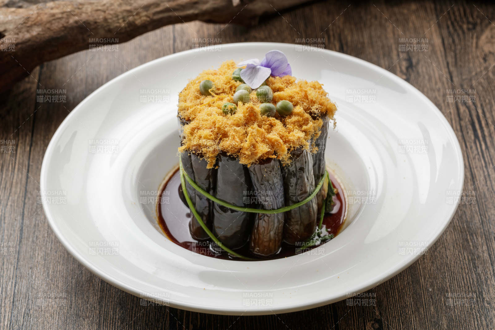 捞汁肉松酱腌乳瓜图片