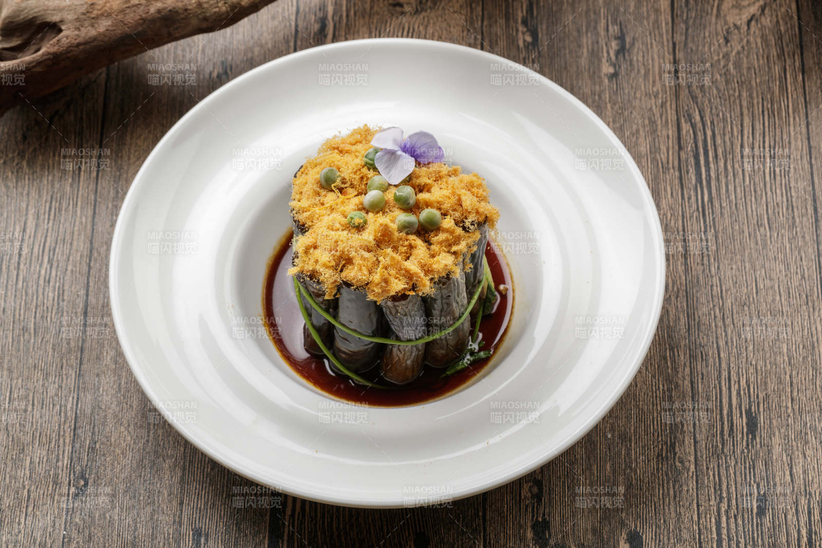 捞汁肉松酱腌乳瓜图片