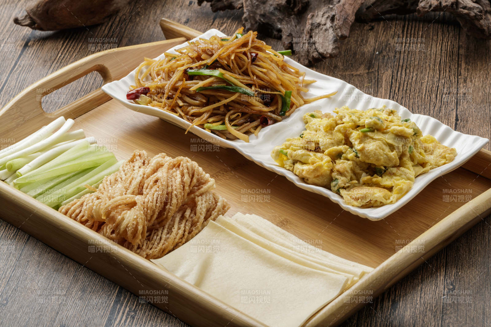 农家老咸菜卷饼图片