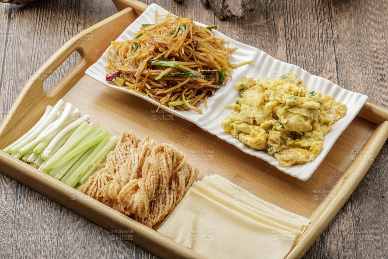 农家老咸菜卷饼图片