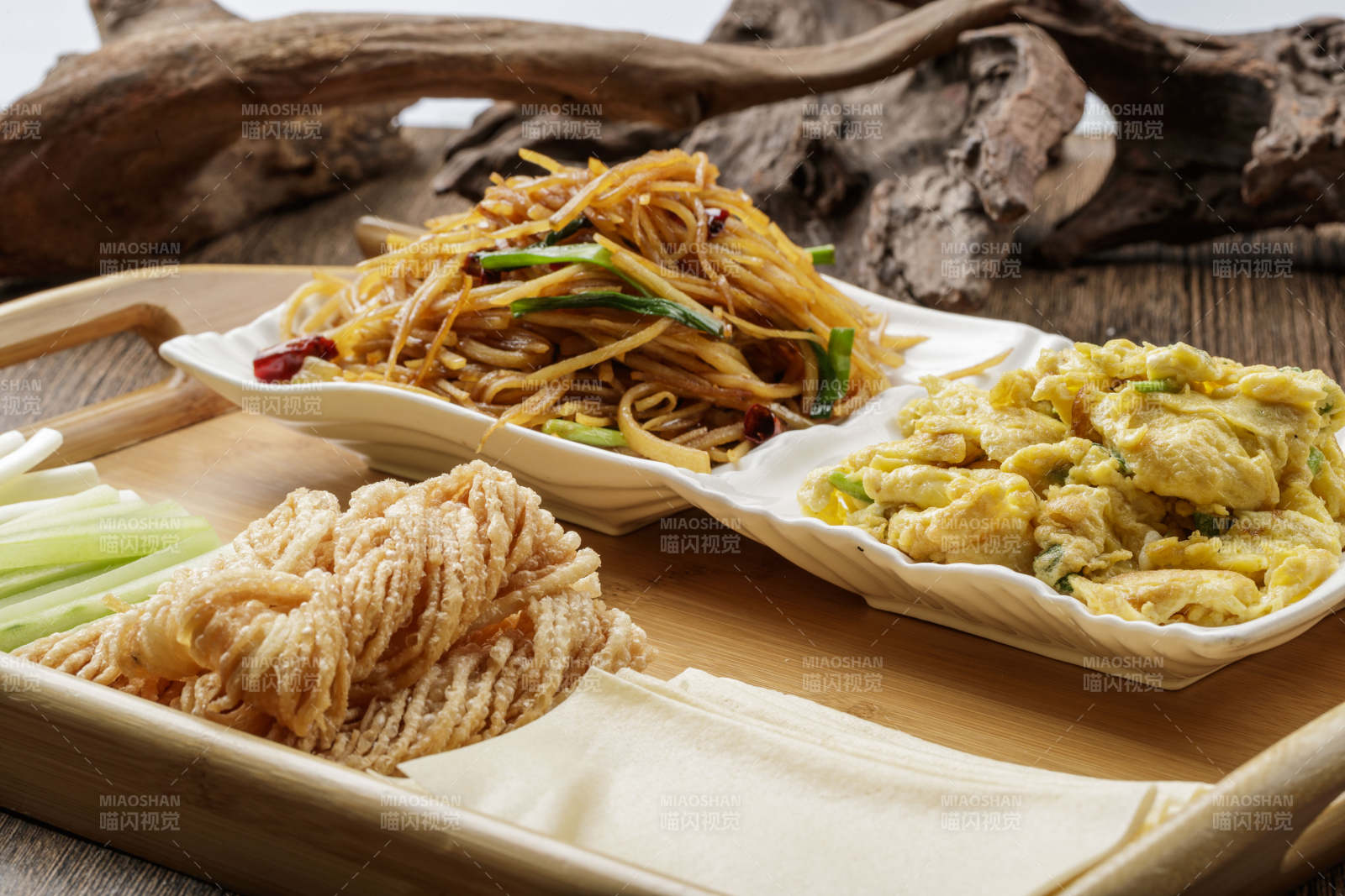 农家老咸菜卷饼图片