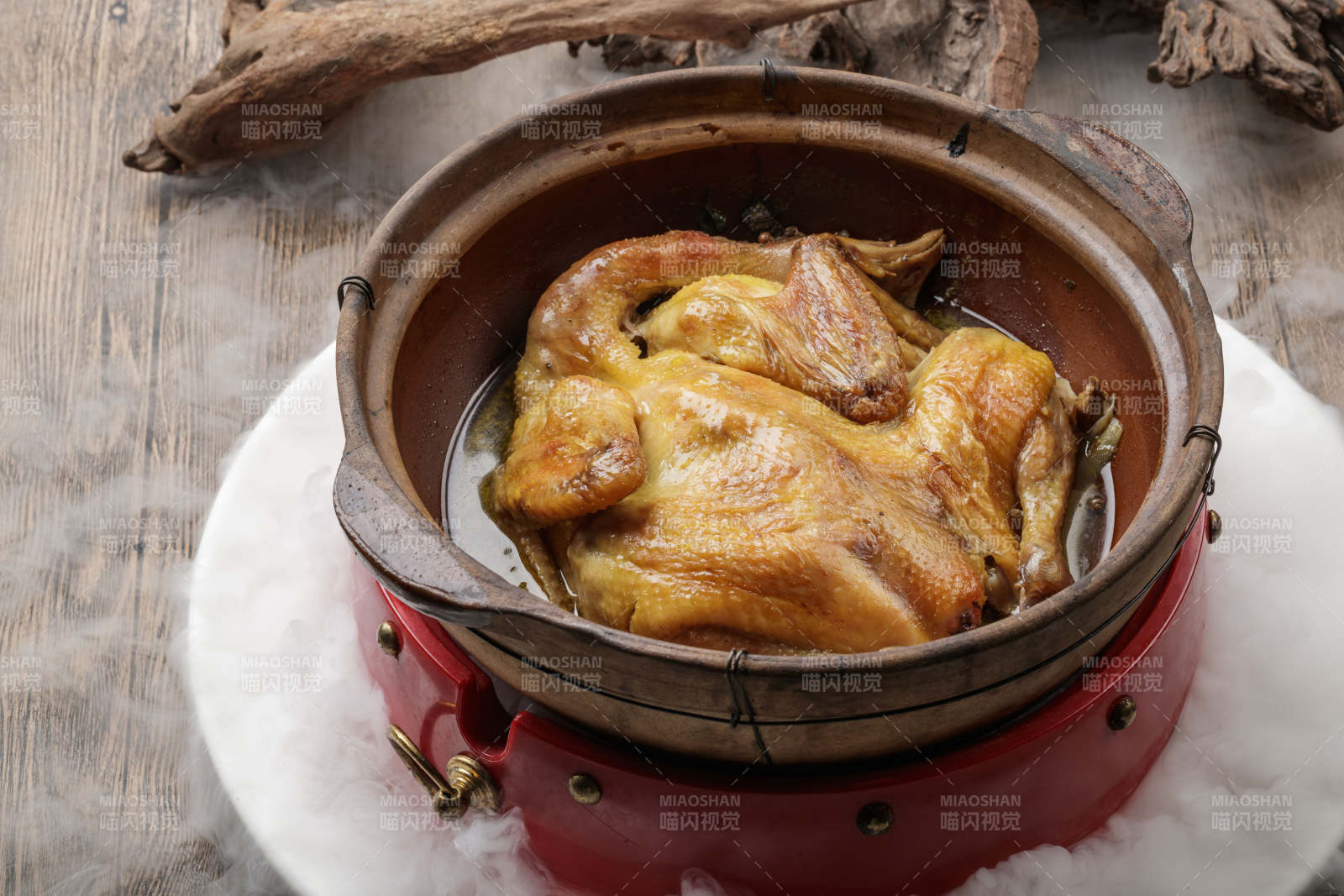 生啫砂锅土鸡煲图片