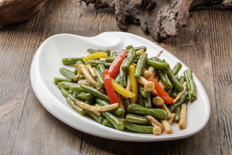 彩椒豇豆炒海鲜菇图片