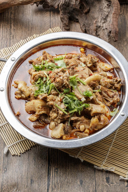 铁锅红焖羊肉图片