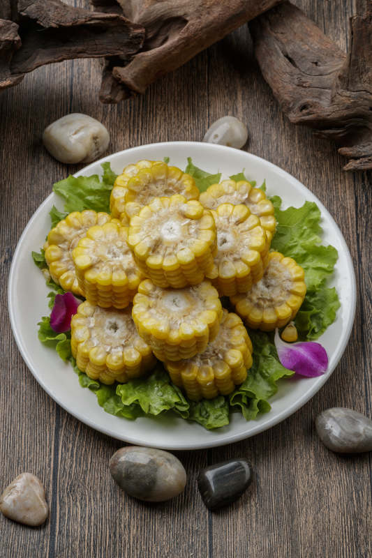 火锅食材玉米段图片