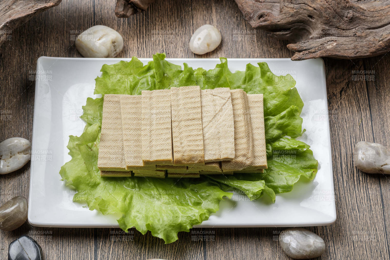 火锅食材涮豆干图片