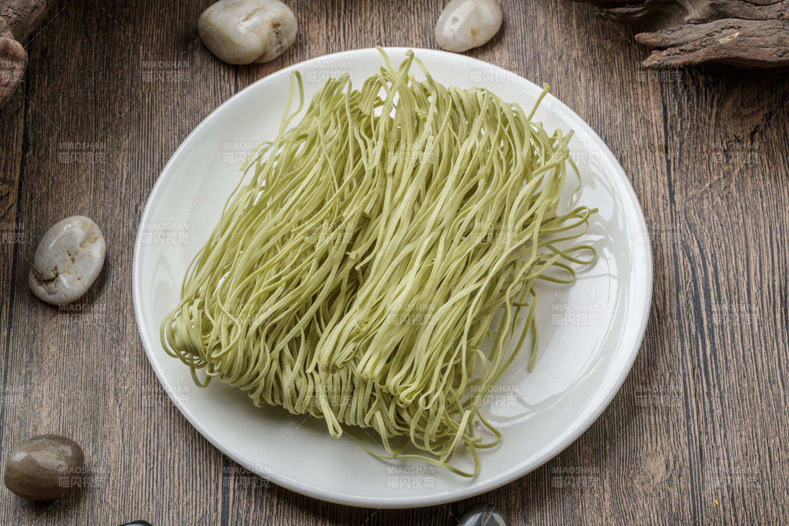 绿豆杂粮火锅干面图片