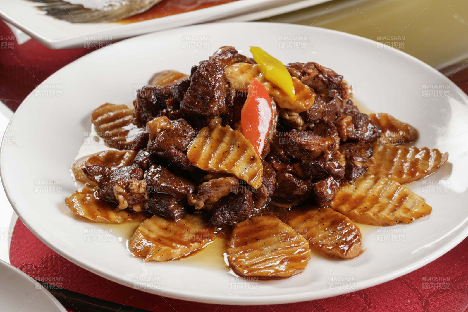酱烧牛仔骨图片