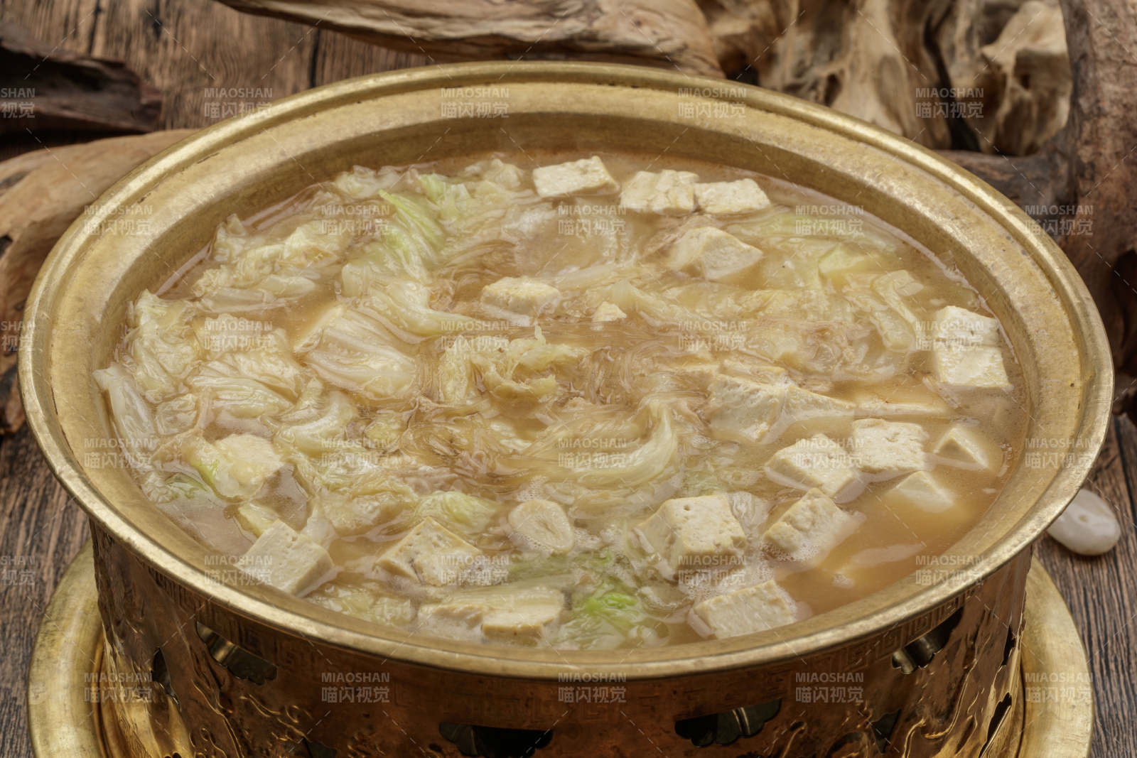 铜锅白菜豆腐炖粉条图片