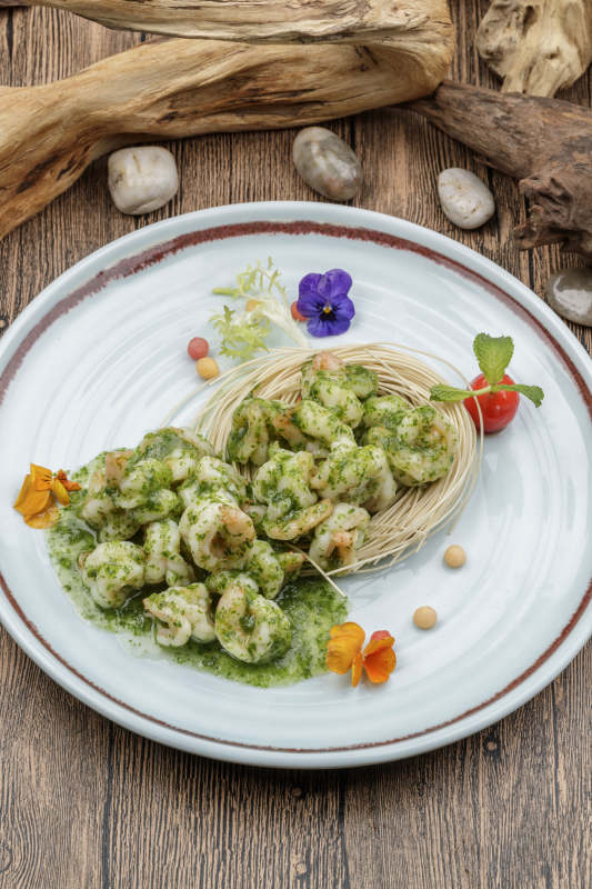 鲜山葵酱醸桃仁图片