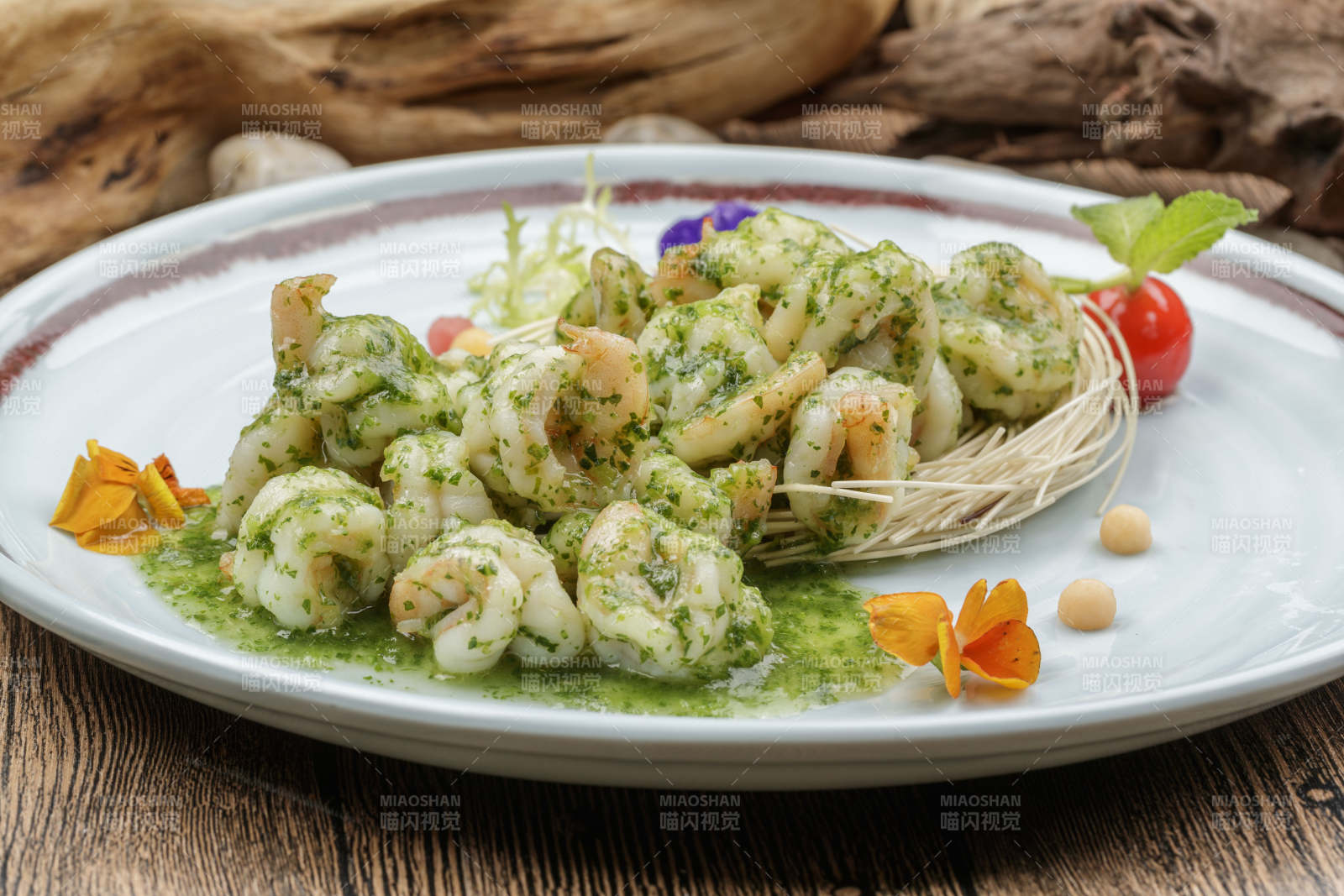 鲜山葵酱醸桃仁图片