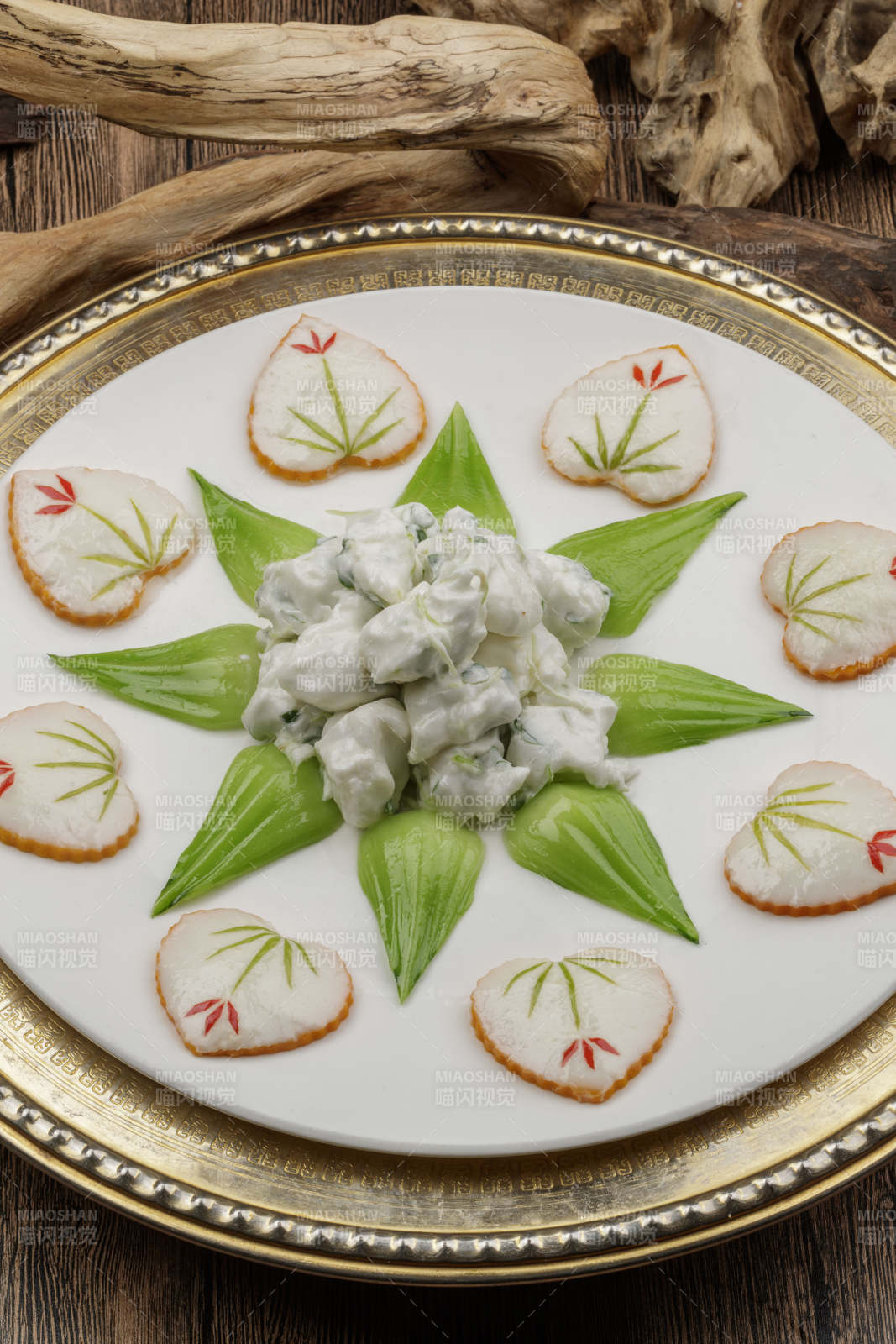 香椿芽炒飞龙图片