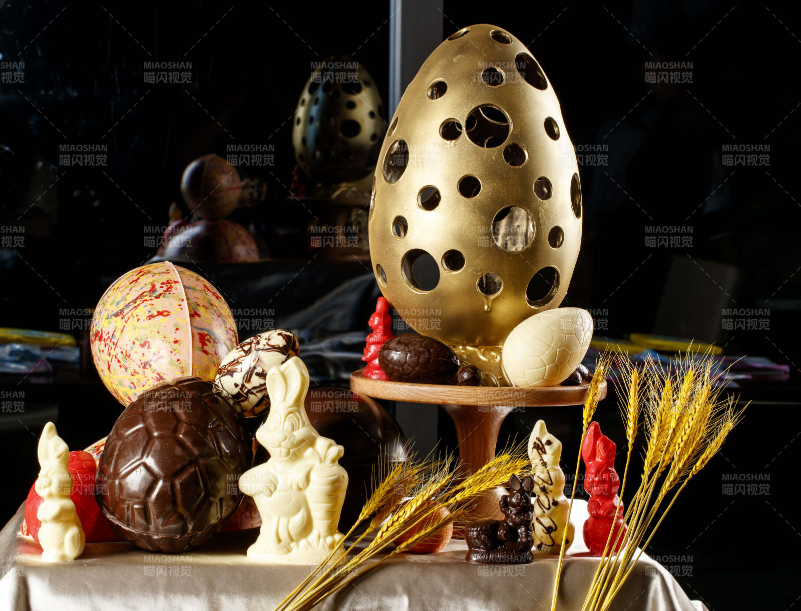 精美制作的复活节巧克力图片
