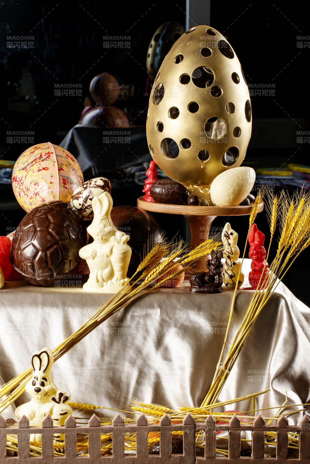 精美制作的复活节巧克力图片
