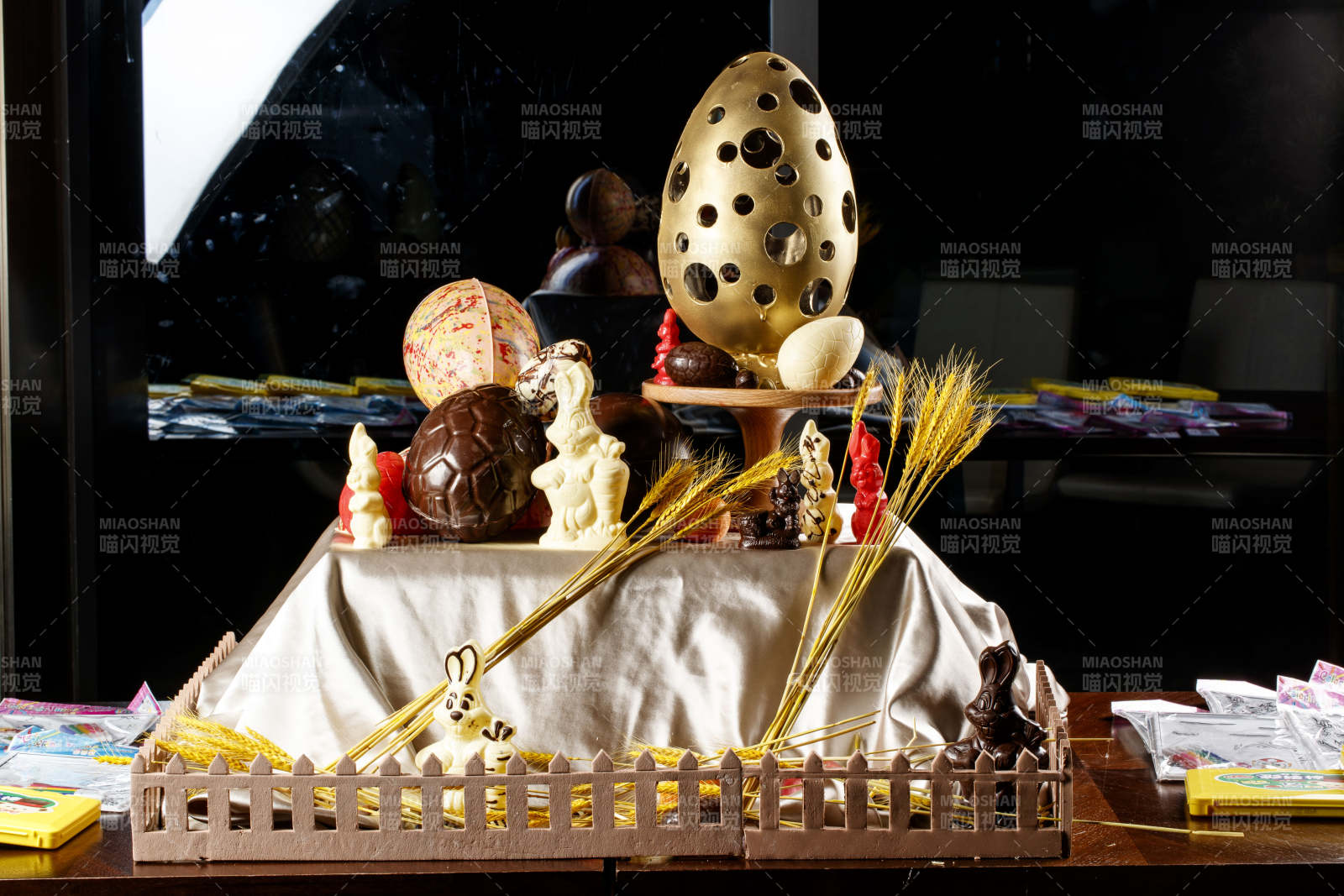 精美制作的复活节巧克力图片