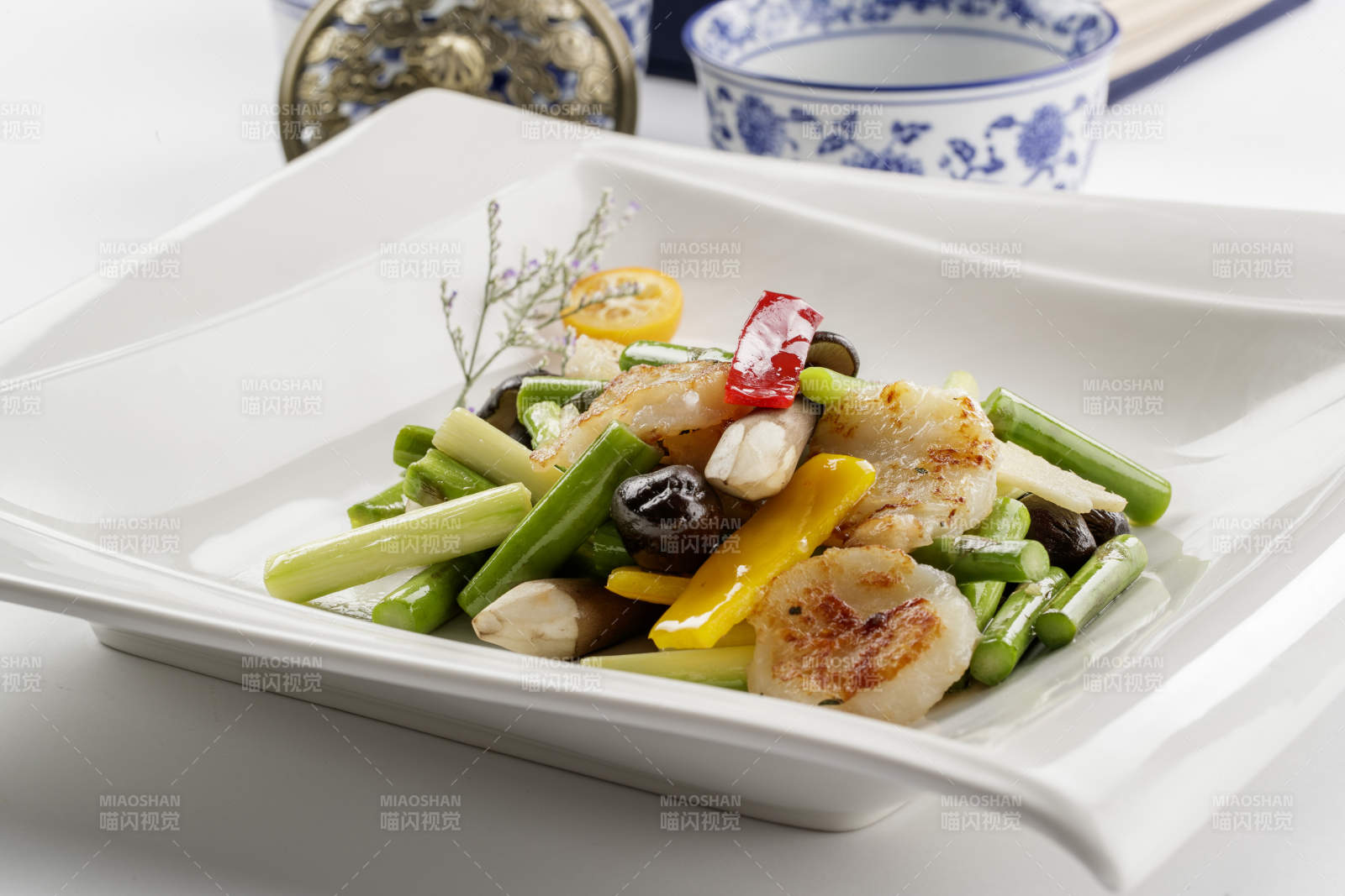 遍野芝兰煎澳带蒜薹鸡枞菌带子图片