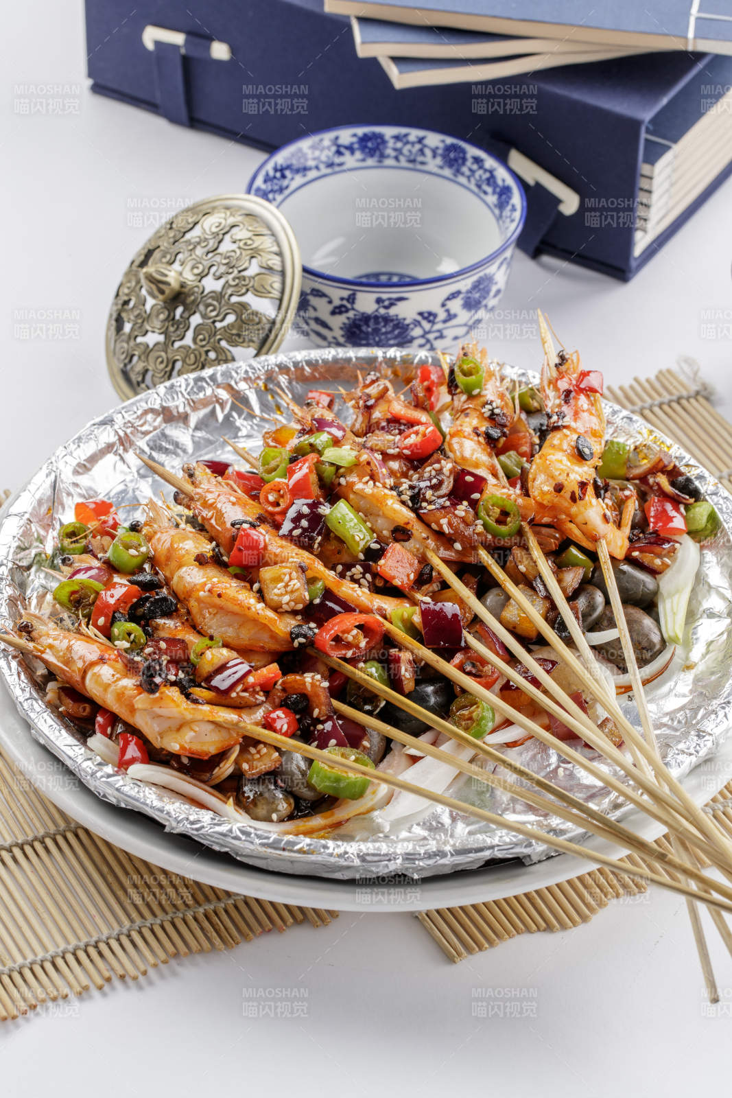 双椒石烤串串虾图片