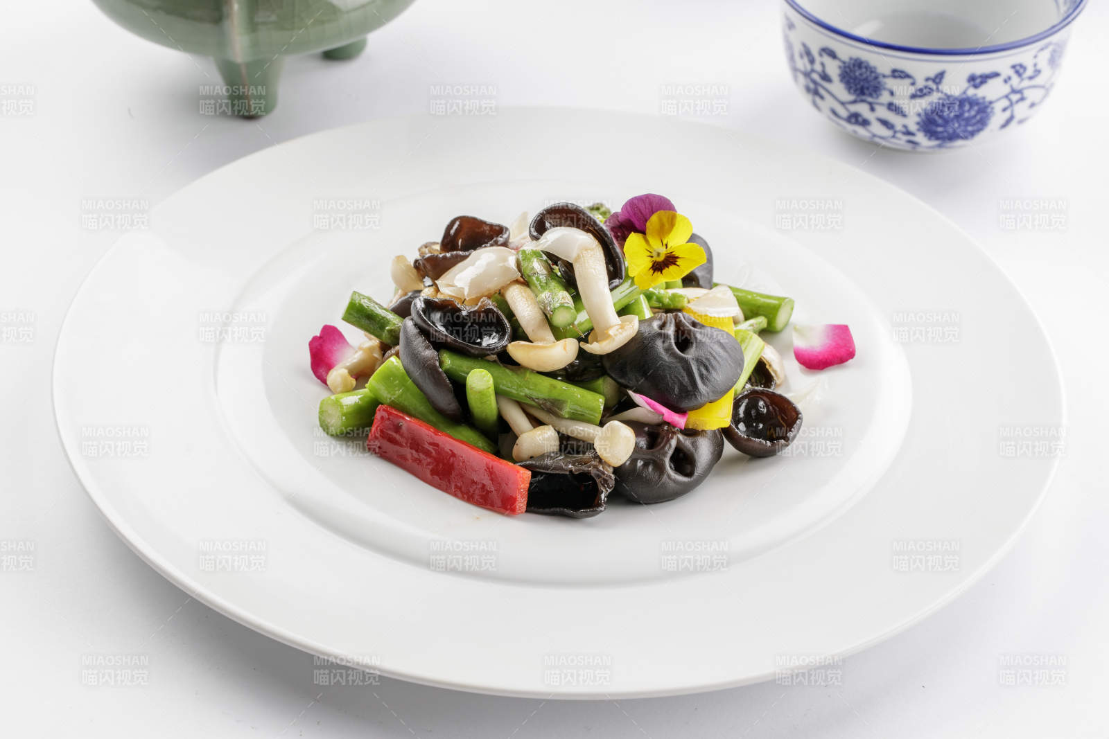 遍野芝兰炒时蔬什锦图片