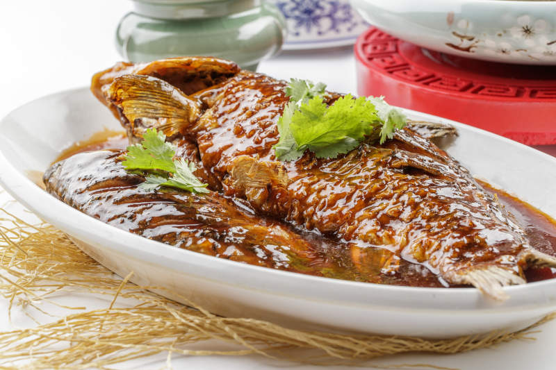 浇汁干烧官厅鲤鱼图片