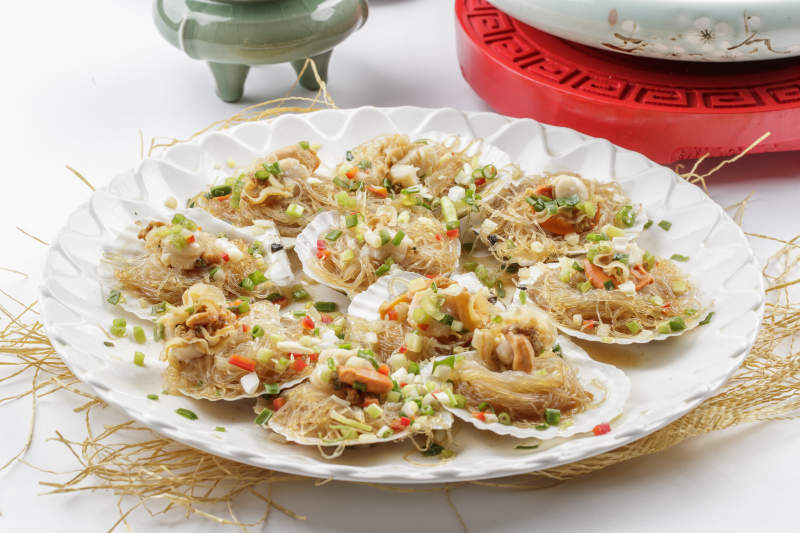 蒜蓉粉丝蒸扇贝图片