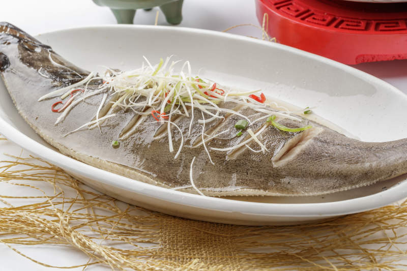 浇汁清蒸鲽鱼图片