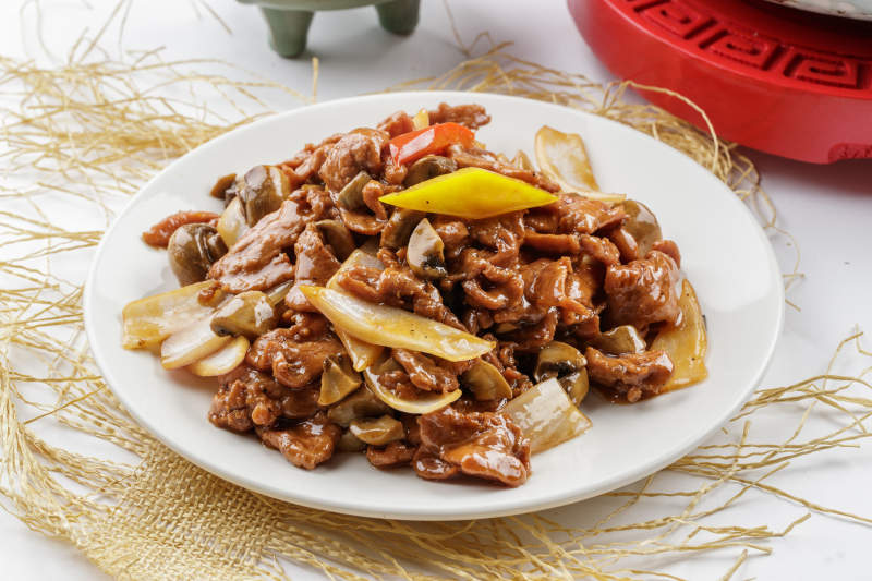 洋葱口蘑爆牛柳图片