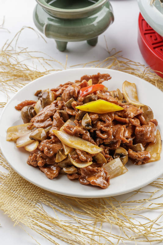 洋葱口蘑爆牛柳图片