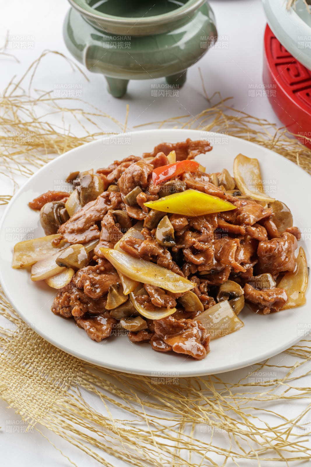 洋葱口蘑爆牛柳图片