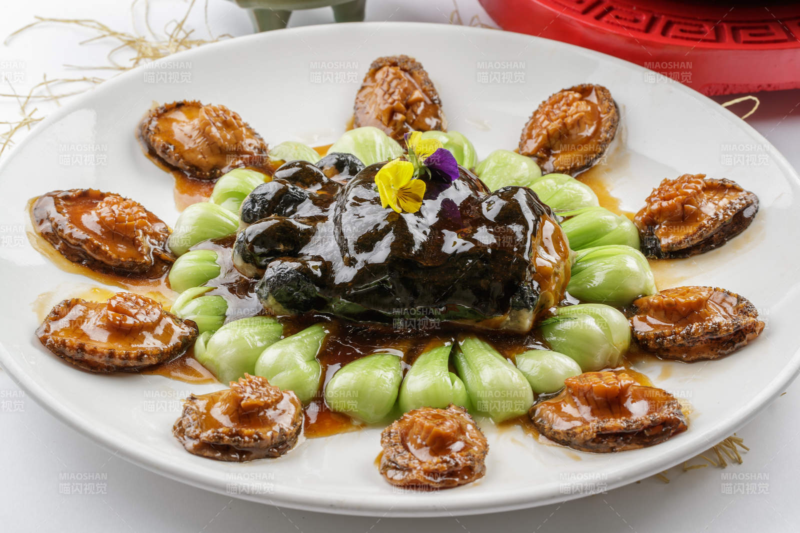 乾坤一掌焖鲍鱼仿菜图片