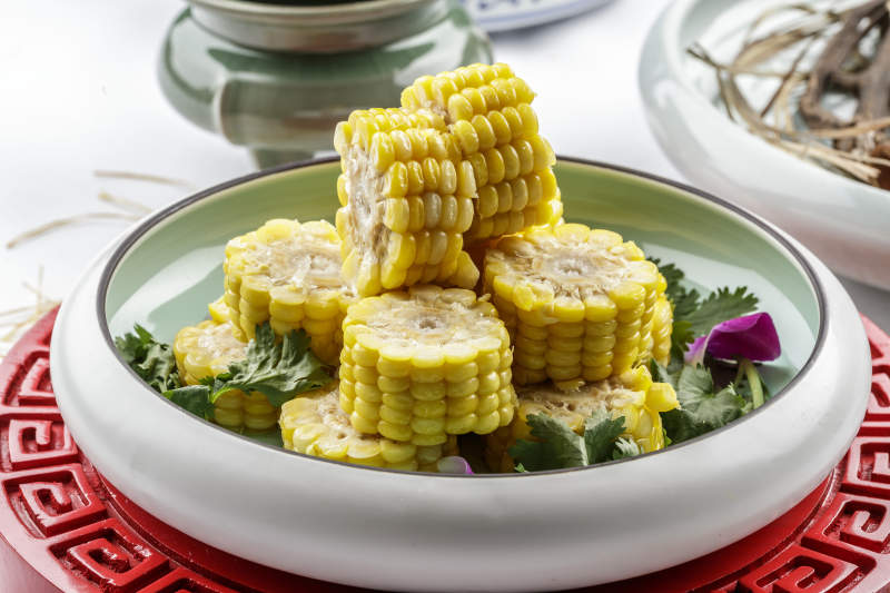 新鲜火锅食材玉米段图片